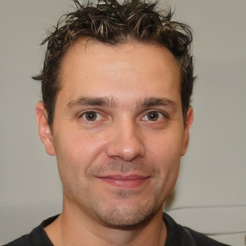 Carlos Martínez